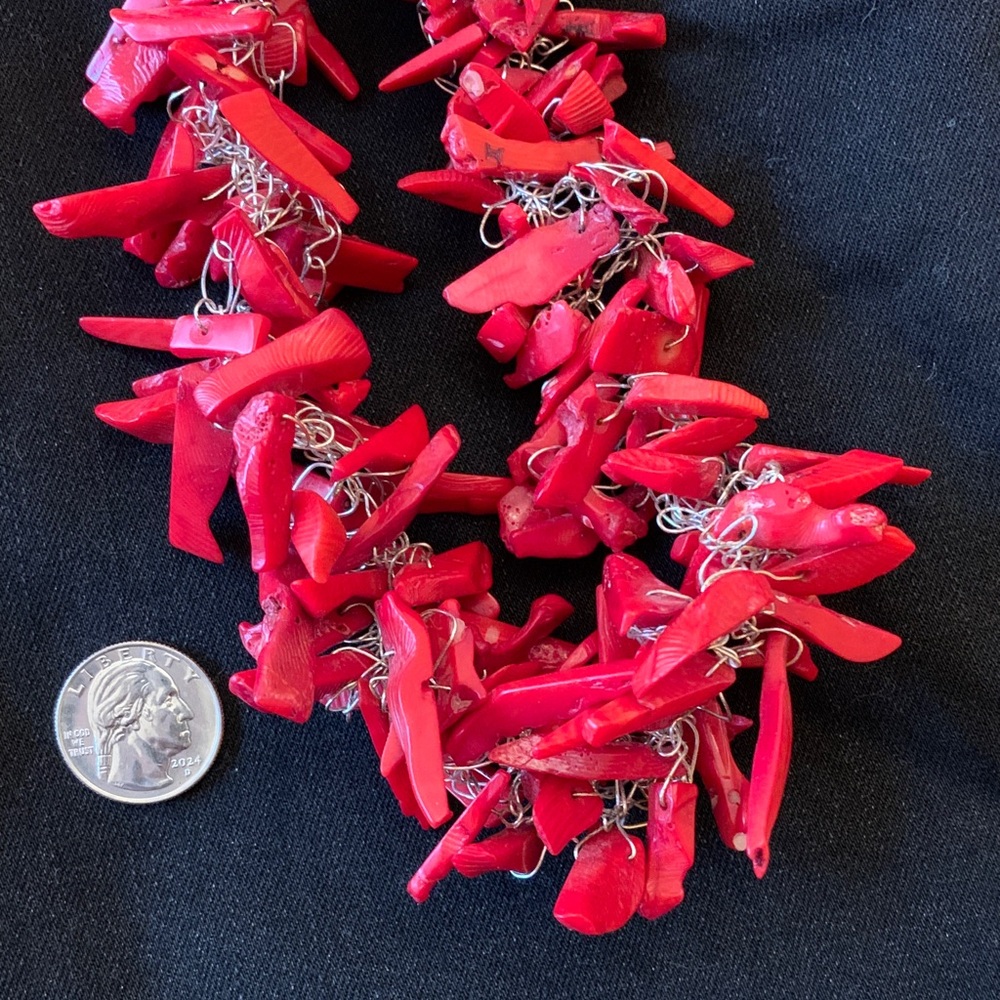 Red Coral Necklace - Picture 2 of 3